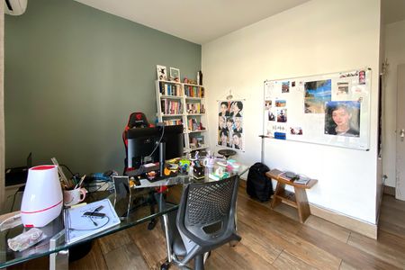 Apartamento à venda com 160m², 4 quartos e 1 vagaQuarto 2