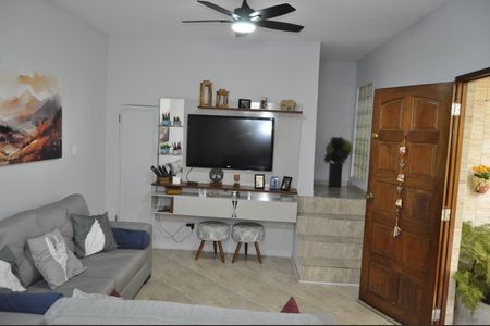 Casa à venda com 4 quartos, 170m² em Todos Os Santos, Rio de Janeiro