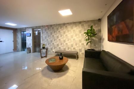 Apartamento à venda com 85m², 3 quartos e 2 vagasÁrea comum - Hall