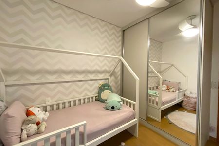 Apartamento à venda com 85m², 3 quartos e 2 vagasSemisuite 1