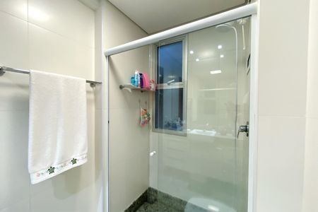 Apartamento à venda com 85m², 3 quartos e 2 vagasBanheiro das Semisuites