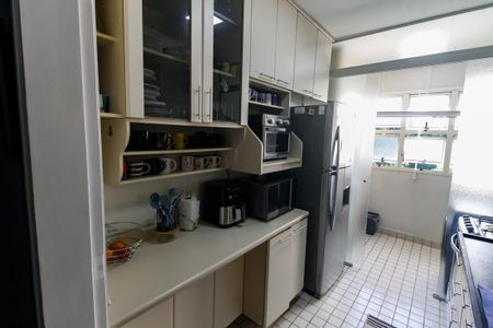 Apartamento à venda com 75m², 3 quartos e 1 vagaCozinha - Armários