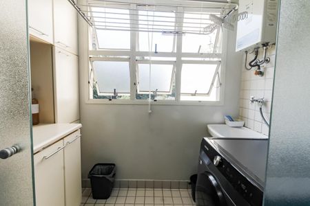 Apartamento à venda com 75m², 3 quartos e 1 vagaÁrea de Serviço