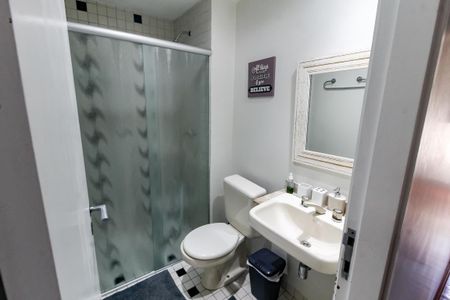 Apartamento à venda com 75m², 3 quartos e 1 vagaBanheiro Corredor
