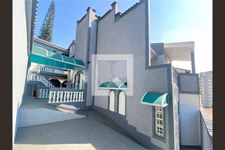 Casa para alugar com 373m², 3 quartos e 4 vagas