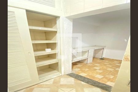 Casa para alugar com 373m², 3 quartos e 4 vagas