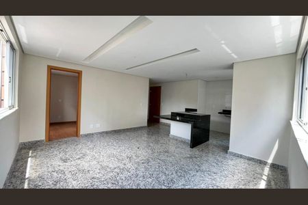 Apartamento à venda com 64m², 2 quartos e 1 vagaFoto 01