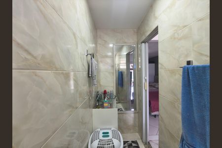 Casa à venda com 64m², 3 quartos e 1 vaga Casa à venda com 64m², 3 quartos e 1 vagaBanheiro 2