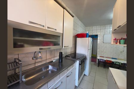 Casa à venda com 64m², 3 quartos e 1 vaga Casa à venda com 64m², 3 quartos e 1 vagaCozinha