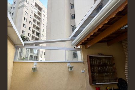 Casa de condomínio à venda com 225m², 3 quartos e 2 vagas