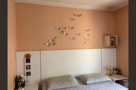 Casa de condomínio à venda com 225m², 3 quartos e 2 vagas