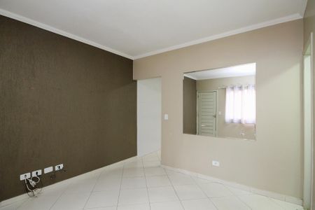 Sala de casa de condomínio para alugar com 2 quartos, 94m² em Cemucam, Cotia