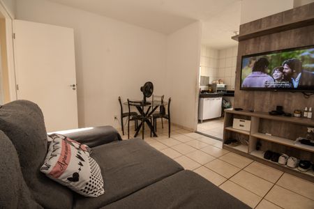 Sala de apartamento à venda com 2 quartos, 53m² em Europa, Contagem