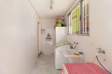 Casa para alugar com 300m², 3 quartos e 3 vagasÁrea de serviço