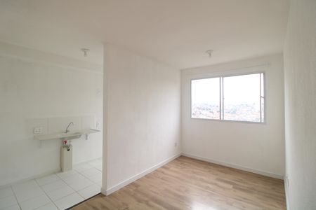 Sala de apartamento para alugar com 2 quartos, 48m² em Usina Piratininga, São Paulo