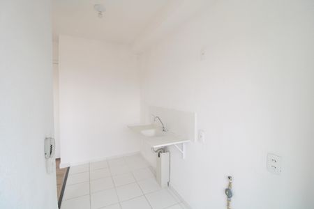 Cozinha de apartamento para alugar com 2 quartos, 48m² em Usina Piratininga, São Paulo