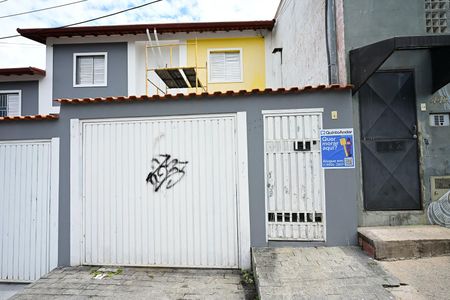 Casa para alugar com 60m², 2 quartos e 1 vagaFachada