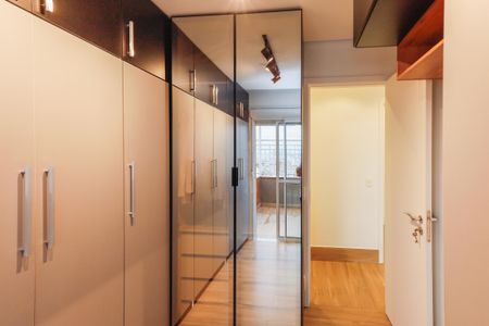 Apartamento à venda com 134m², 3 quartos e 2 vagasQuarto 2