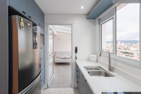 Apartamento à venda com 134m², 3 quartos e 2 vagasCozinha