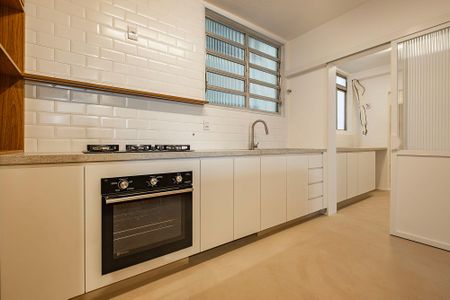 Apartamento à venda com 92m², 2 quartos e 1 vagaSala/Cozinha