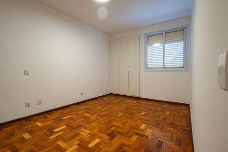 Apartamento à venda com 92m², 2 quartos e 1 vagaSuíte