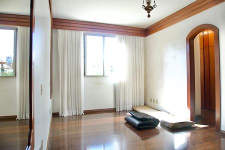 Apartamento para alugar com 370m², 6 quartos e 4 vagasSuíte 1