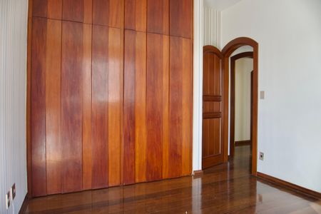 Apartamento para alugar com 370m², 6 quartos e 4 vagasQuarto 2