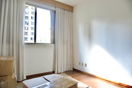 Apartamento para alugar com 370m², 6 quartos e 4 vagasQuarto 1