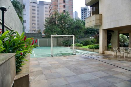 Apartamento para alugar com 370m², 6 quartos e 4 vagasÁrea comum - Quadra