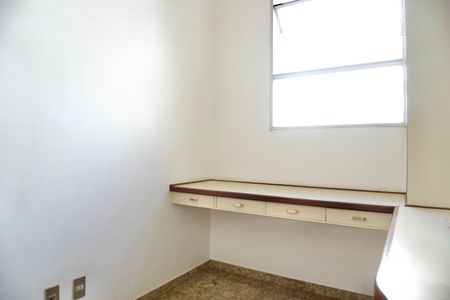 Apartamento para alugar com 370m², 6 quartos e 4 vagasQuarto de Serviço 1 