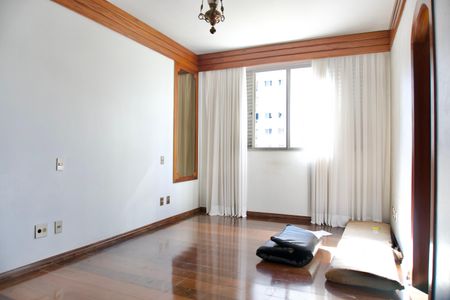 Apartamento para alugar com 370m², 6 quartos e 4 vagasSuíte 1