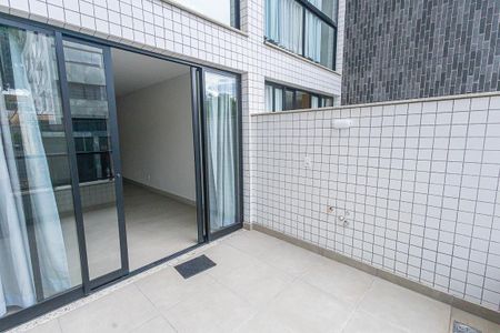 Apartamento à venda com 123m², 3 quartos e 2 vagasvaranda