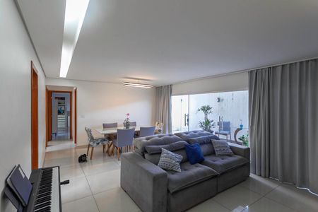 Sala de apartamento à venda com 4 quartos, 311m² em Santa Rosa, Belo Horizonte