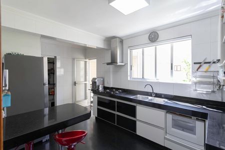 Apartamento à venda com 311m², 4 quartos e 2 vagasCozinha