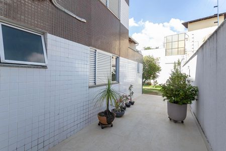 Apartamento à venda com 311m², 4 quartos e 2 vagasÁrea Privativa
