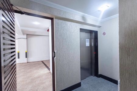 Apartamento à venda com 311m², 4 quartos e 2 vagasHall social