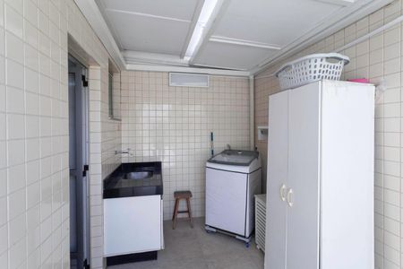 Apartamento à venda com 311m², 4 quartos e 2 vagasÁrea de serviço 