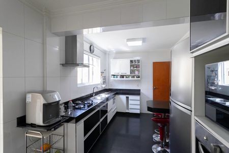 Apartamento à venda com 311m², 4 quartos e 2 vagasCozinha