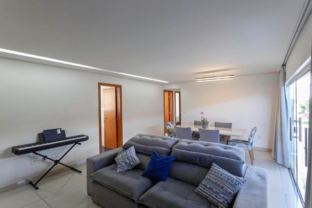 Apartamento à venda com 311m², 4 quartos e 2 vagasSala