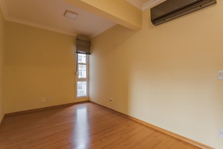 Sala de apartamento à venda com 2 quartos, 120m² em Boa Vista, Porto Alegre