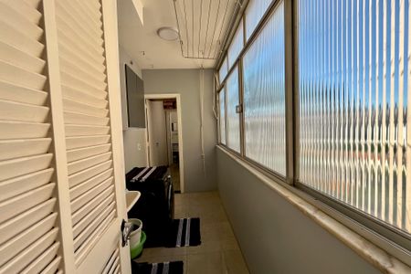 Apartamento para alugar com 110m², 3 quartos e 1 vagaÁrea de Serviço