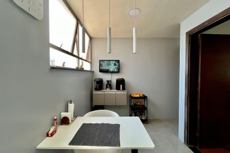 Apartamento para alugar com 110m², 3 quartos e 1 vagaCozinha 