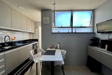Apartamento para alugar com 110m², 3 quartos e 1 vagaCozinha