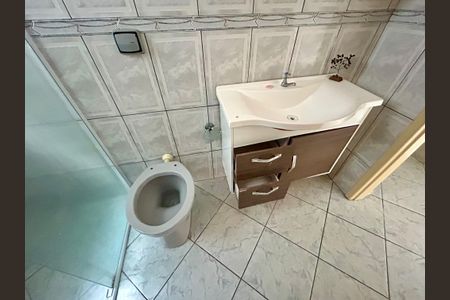 Casa para alugar com 120m², 2 quartos e 2 vagasBanheiro da Suíte 1