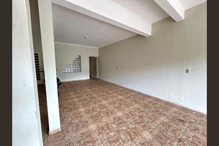 Casa para alugar com 120m², 2 quartos e 2 vagasGaragem