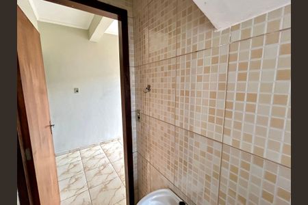 Casa para alugar com 120m², 2 quartos e 2 vagasBanheiro 1