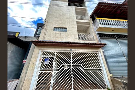 Casa para alugar com 120m², 2 quartos e 2 vagasFachada do imóvel 