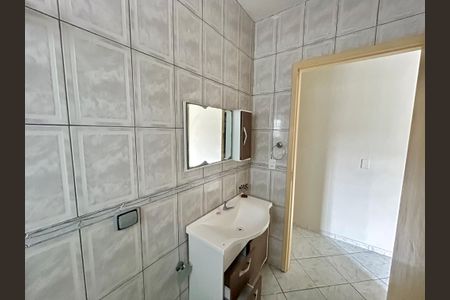 Casa para alugar com 120m², 2 quartos e 2 vagasBanheiro da Suíte 1