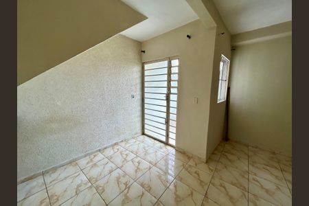 Casa para alugar com 120m², 2 quartos e 2 vagasQuarto Suíte 2