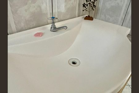 Casa para alugar com 120m², 2 quartos e 2 vagasBanheiro da Suíte 1